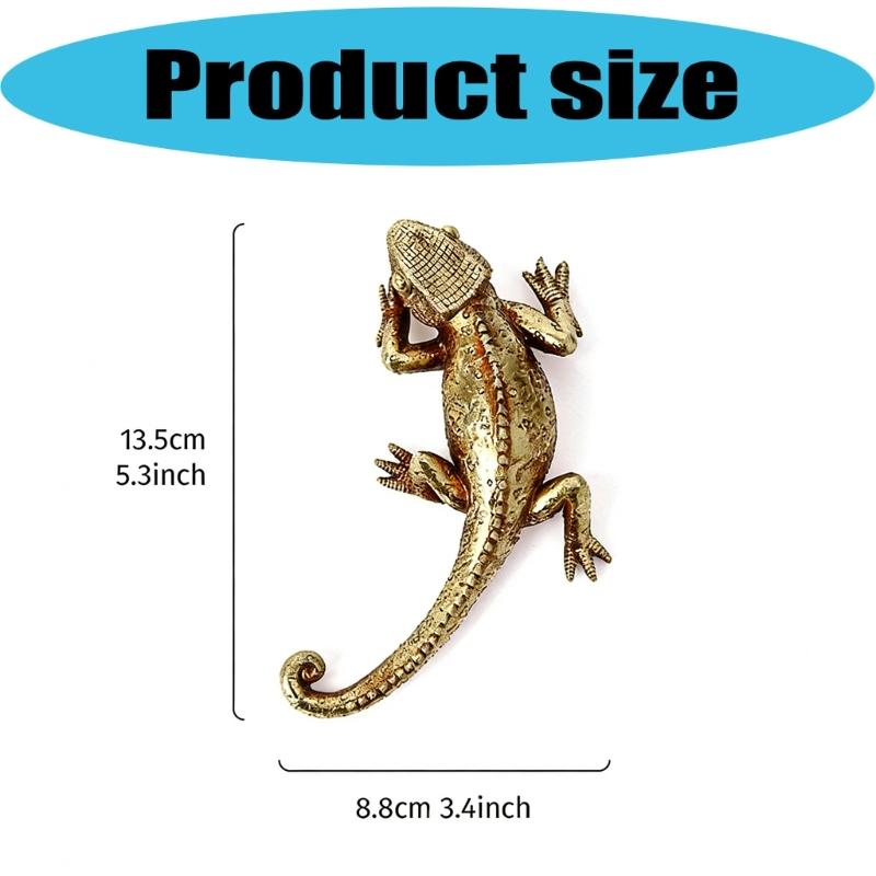 Lizard Wall Art Hook for Home Decoration with Detailed Carving and Realistic for Living Room or Bathroom.