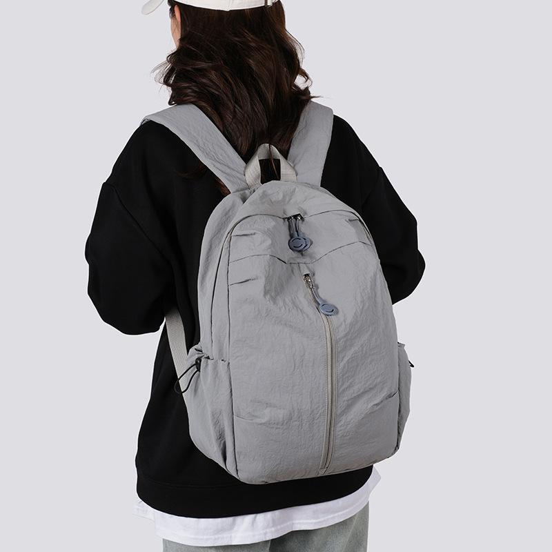 Retro Outdoor Bag, Light and Casual Backpack for Mountain Climbing, Simple Small Backpack, Travel Schoolbag