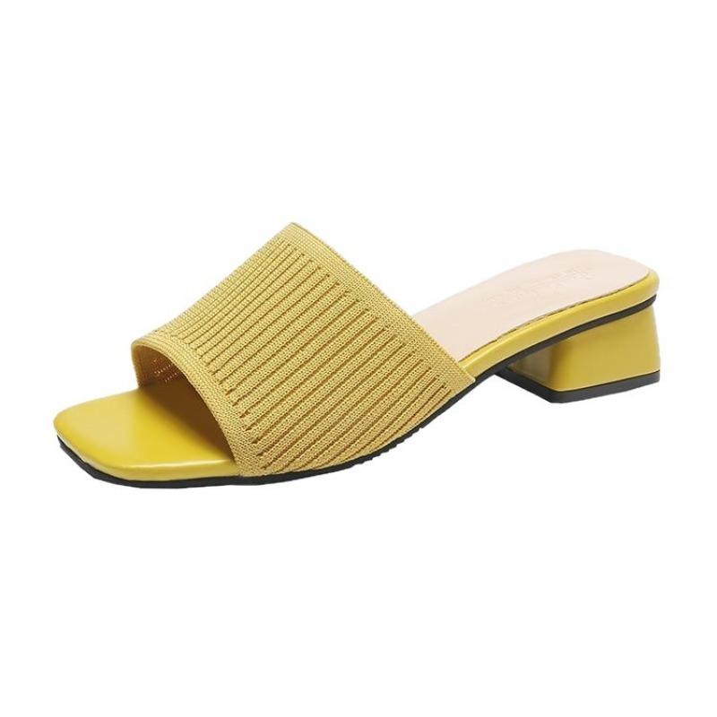 The New Style of Women's Shoes Can Be Worn with Square-toed, One-shoulder Thick Heels and Fashionable Flip-flops