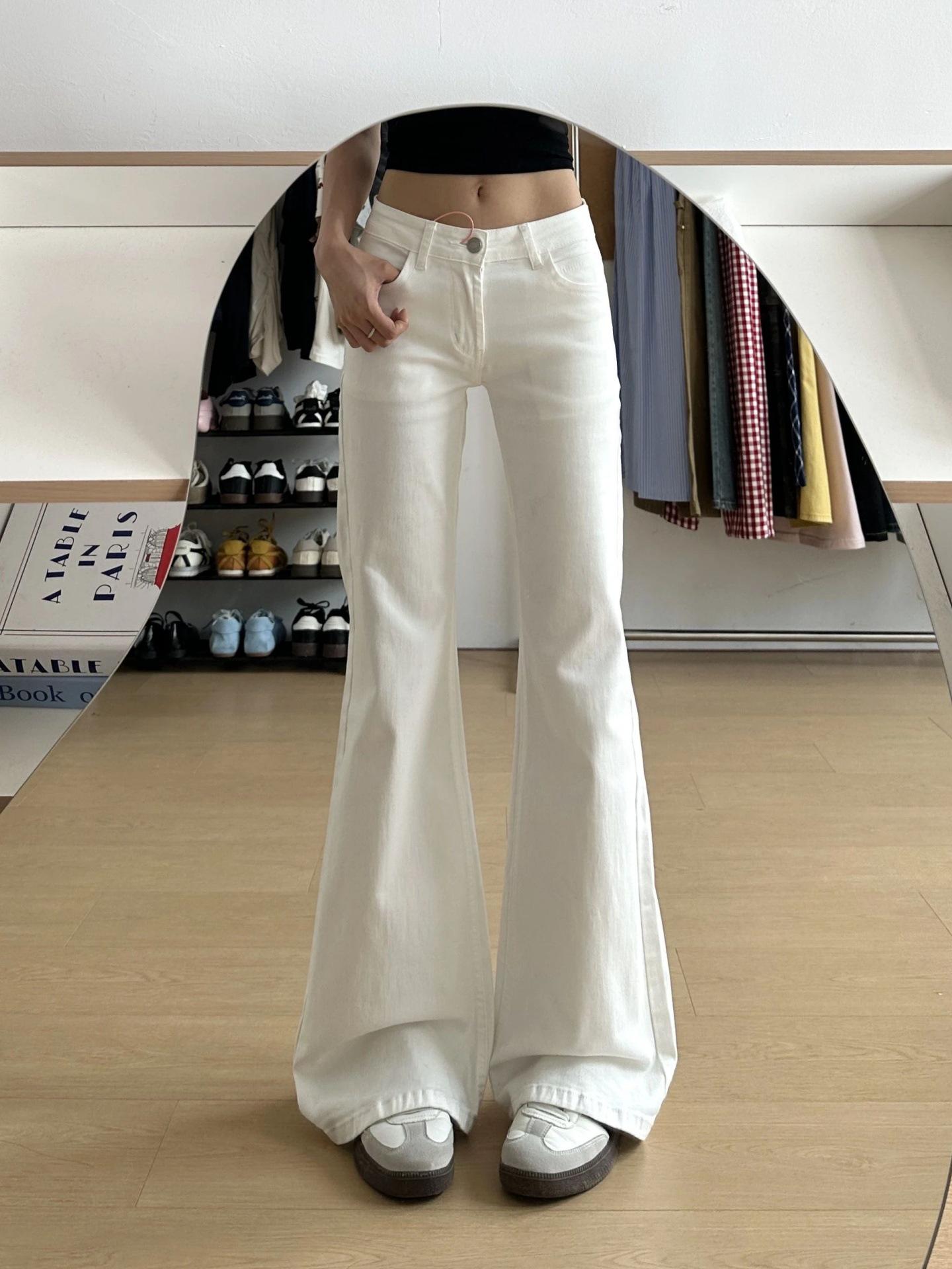 

Women s Plus Size High Waist Micro Flare Jeans – Elastic, Slimming, Loose Fit Wide Leg Pants for Spring & Autumn 2026. XXL білий