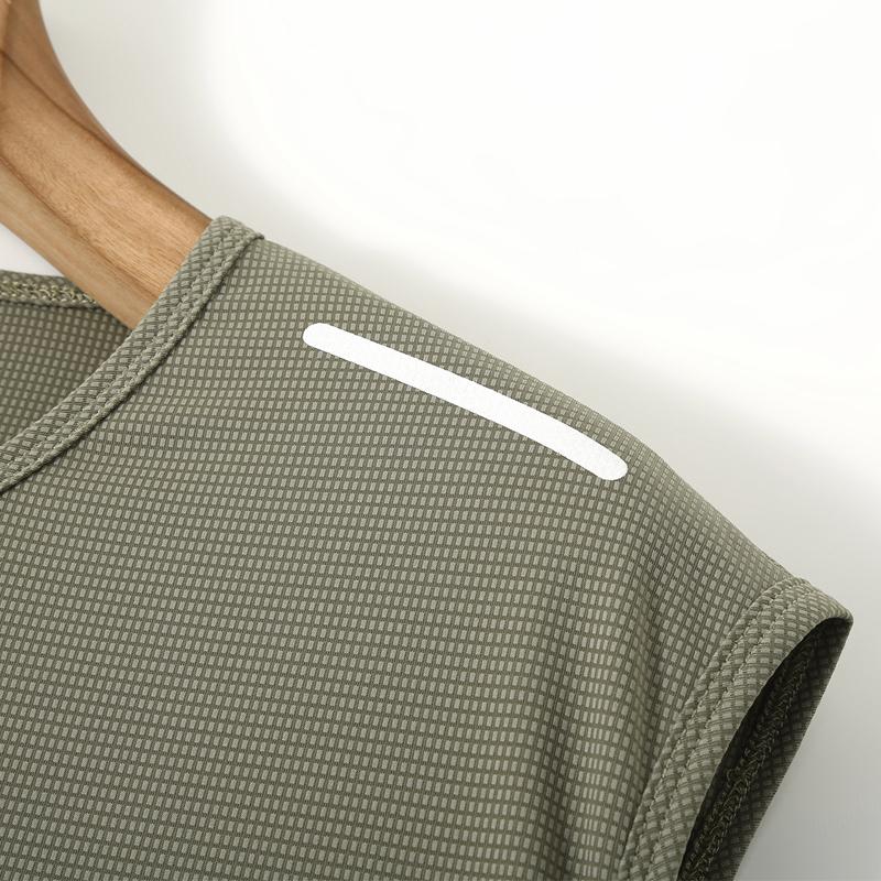 Men's Plus Size Quick Dry Athletic Tank Top, Breathable Sleeveless Sport Shirt (5XL-12XL)