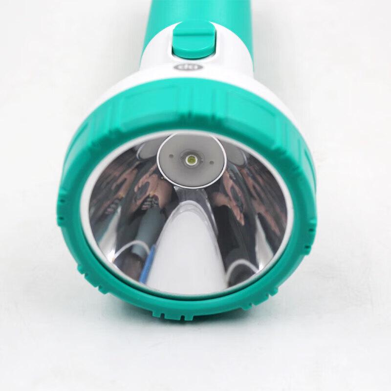 DP-G9052 Rechargeable LED Flashlight