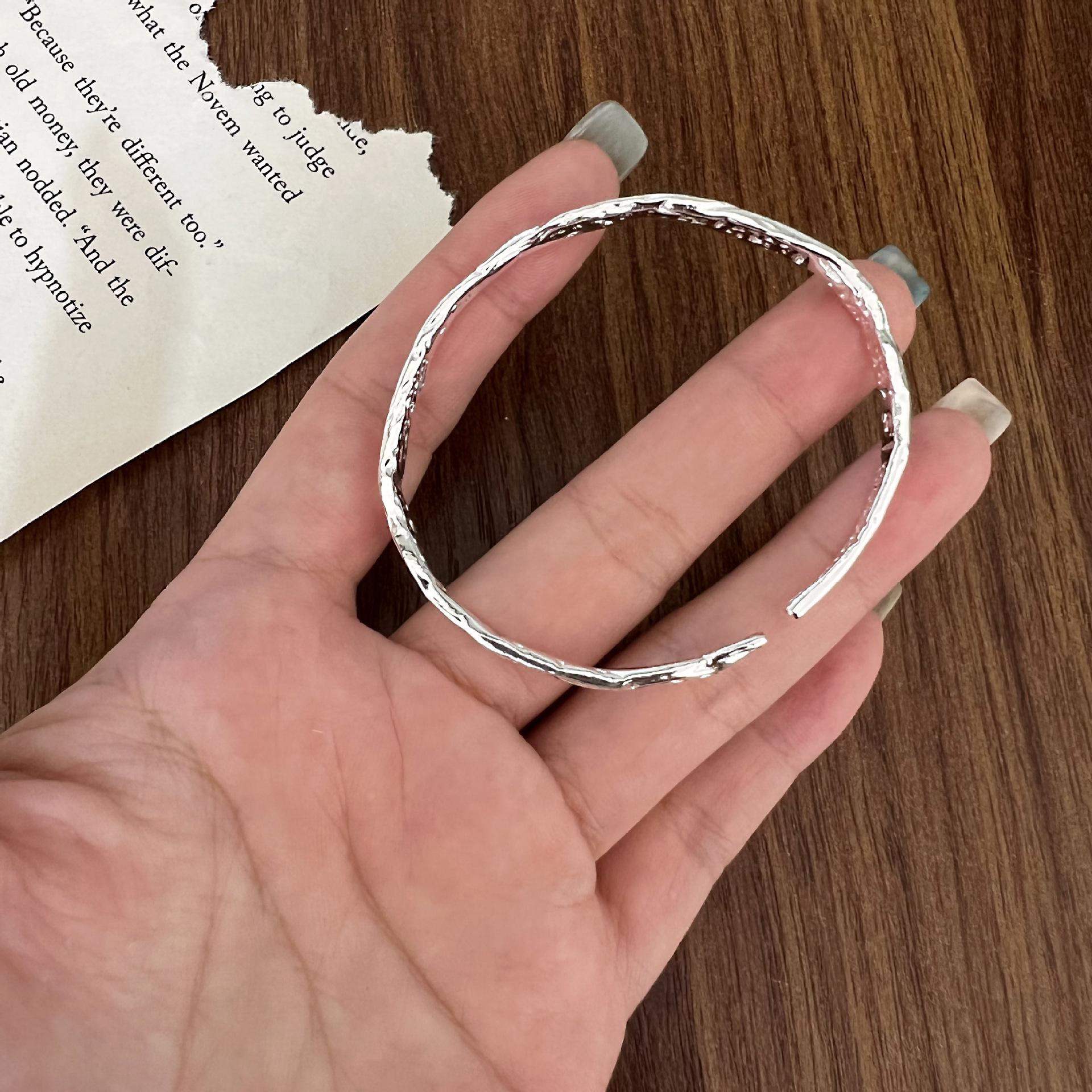 

Простой индивидуальный браслет со складками и узором из стерлингового серебра S925, женский открытый браслет