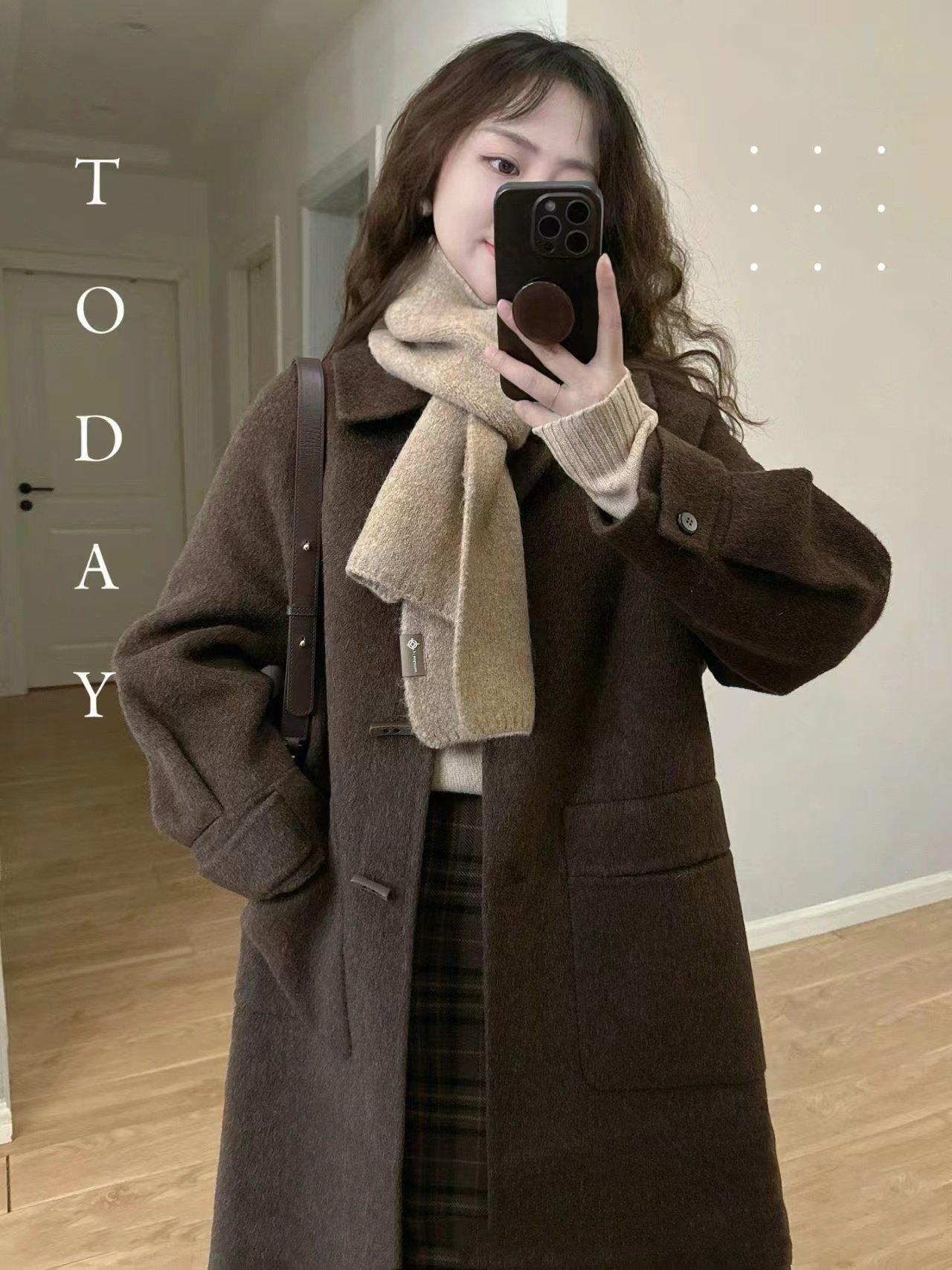 

Women s Petite British-Style Woolen Coat - Autumn/Winter 2025 Collection Small коричневый