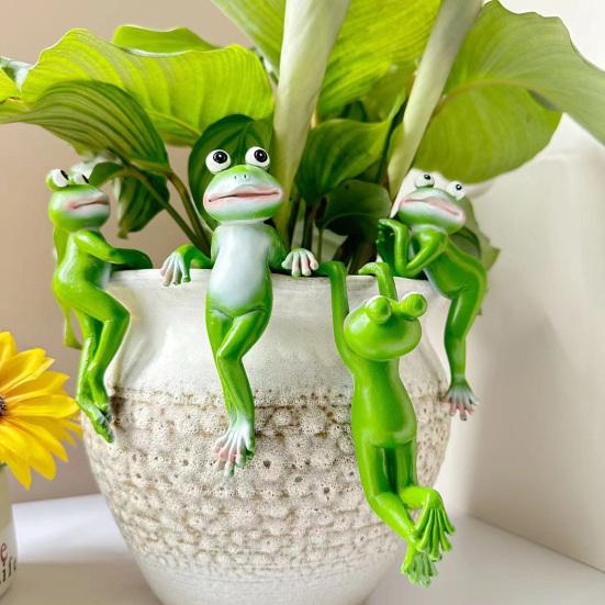 Planter Pot Frog Statue Cartoon Frog Figurine Resin Animal Sculpture Outdoor Garden Flower Pot Hugger Ornament Decoration