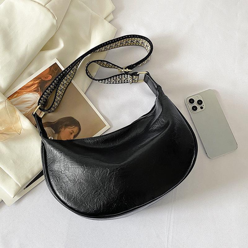 Korean Style Soft Leather Niche Women's Casual Crossbody Dumpling Bag