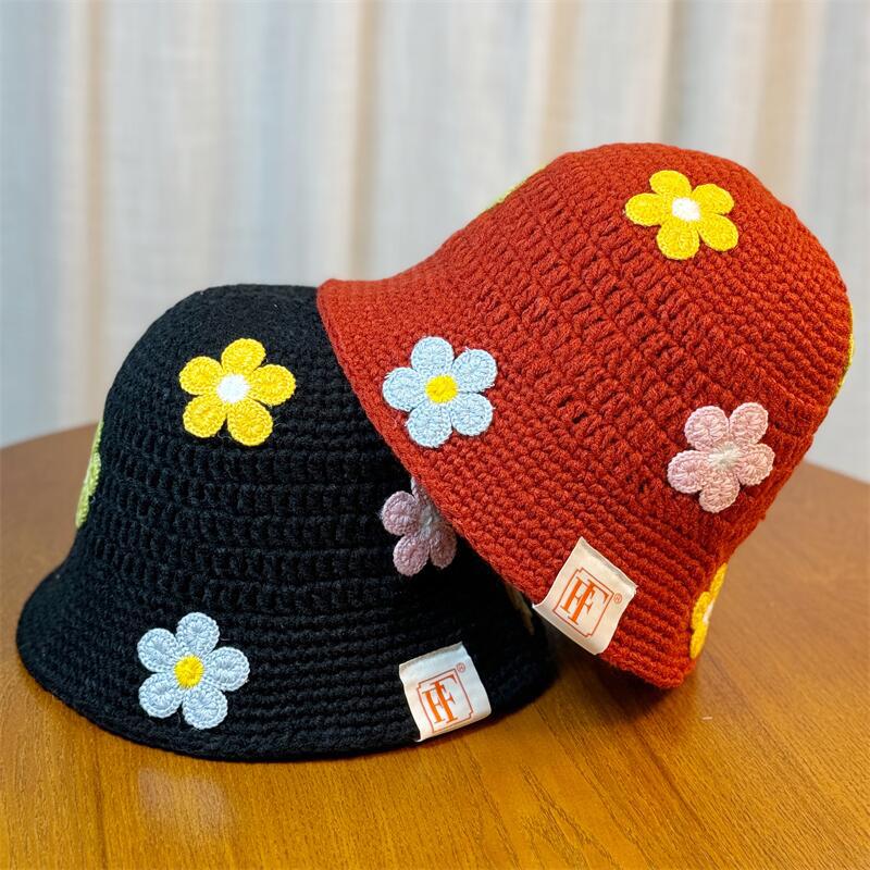 Korean Version of Small Fresh Handmade Flower Knitted Woolen Hat for Women In Autumn and Winter Versatile Face Showing Small Fisherman Hat