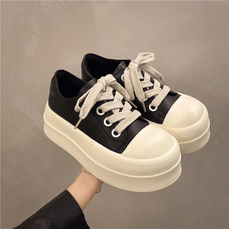 Versatile Ugly Cute Round Head Platform Popular Muffin Canvas Shoes Women's 2025 Spring New Big Head Casual Board Shoes Trend
