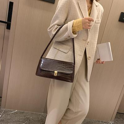 Textured Small Bag, Foreign Style Women's Bag 2025 Popular New Baguette Bag Trendy Korean Version Messenger Bag Fashionable Underarm Bag