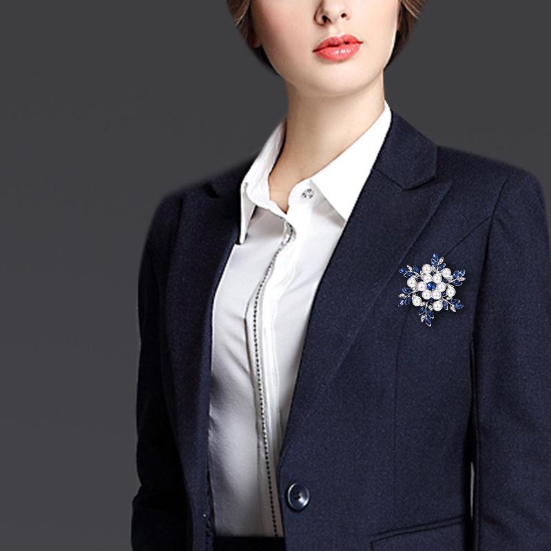 Fashion Retro Alloy Flower With Pearl Brooch Chest Flower Corsage Pearl Accessories Pin