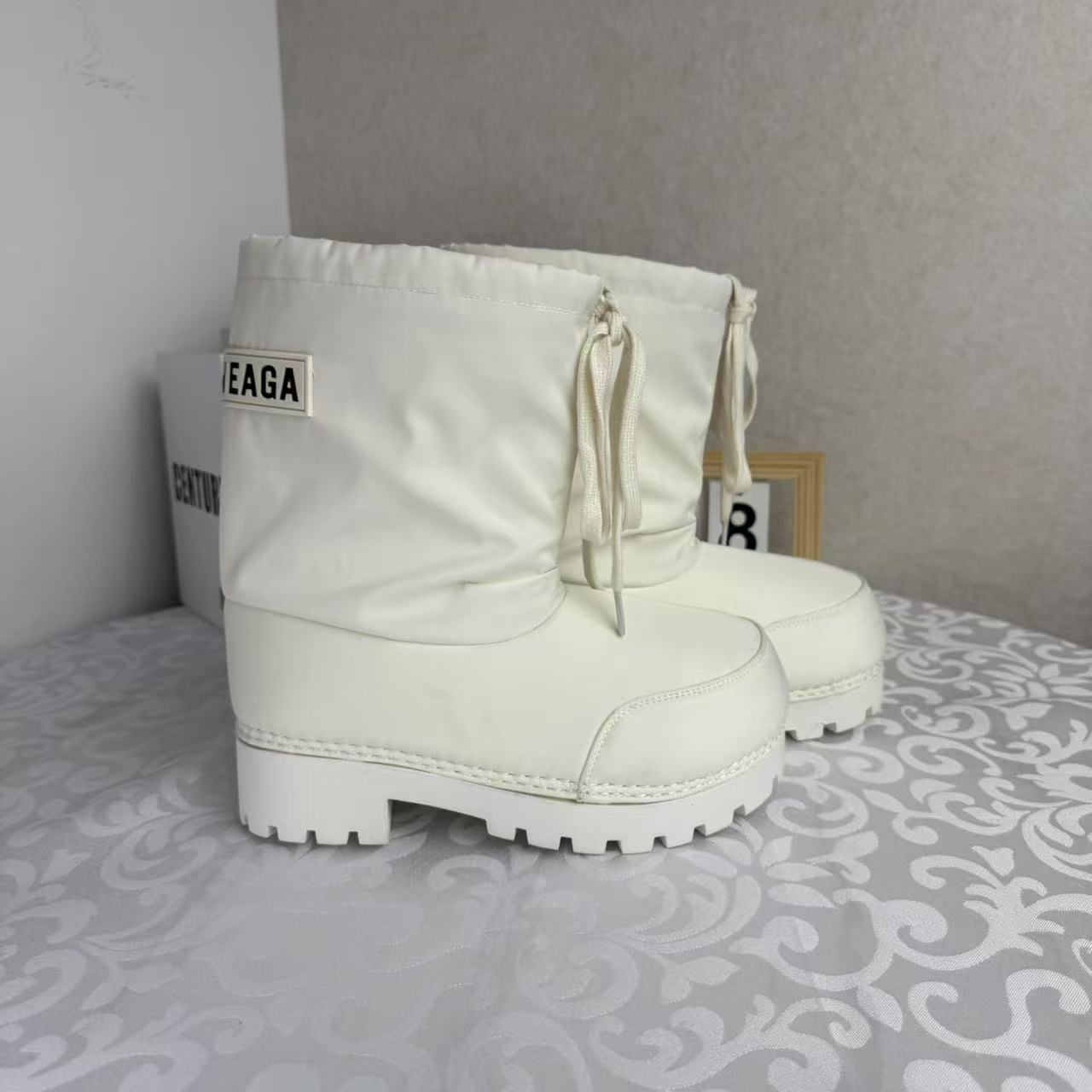 

Модные зимние женские сноубутсы с большой головой, уродливые ботинки на шнуровке с кулиской, на толстой подошве, хлопковые ботинки, короткие теплые хлопковые ботинки 40