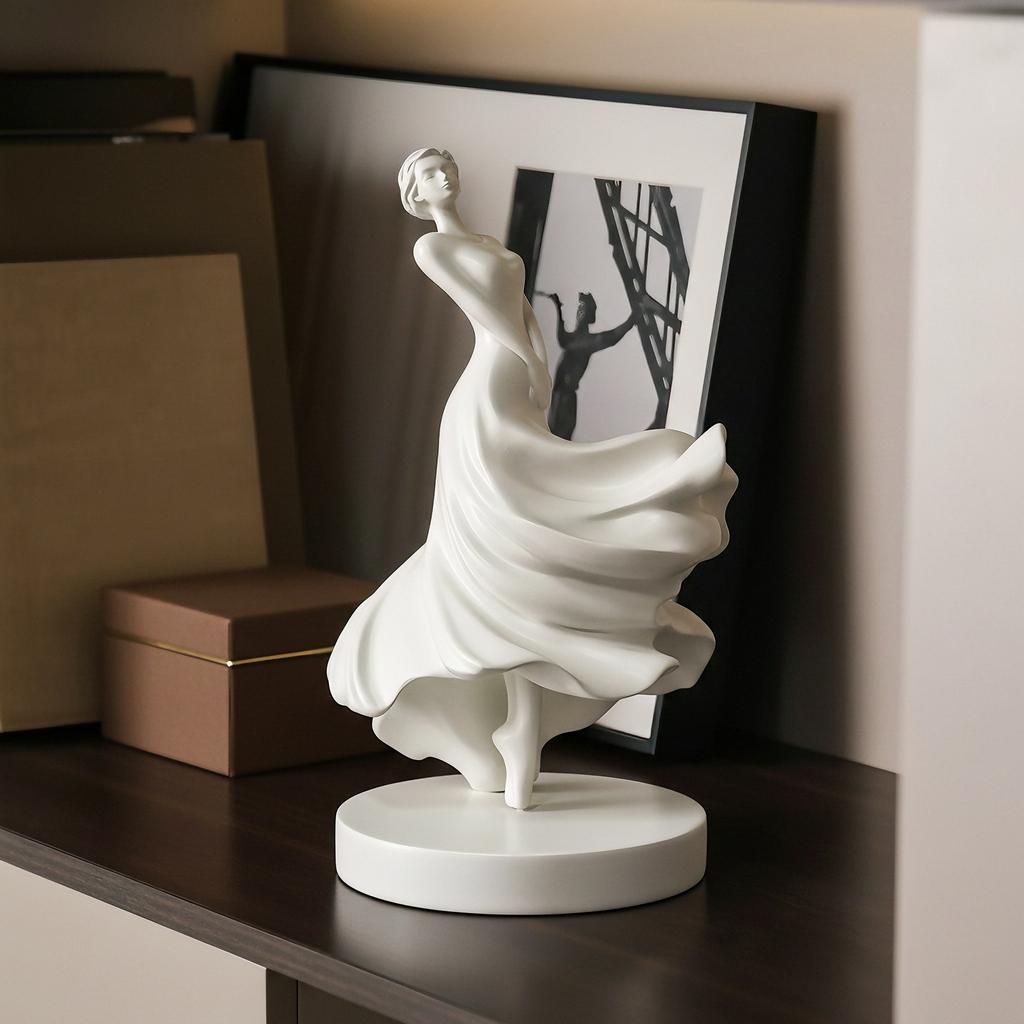 Modern Minimalist Art Figure Statue Luxury High-end Decor For Living Room TV Cabinet Wine Cabinet Entrance Soft Home Ornament