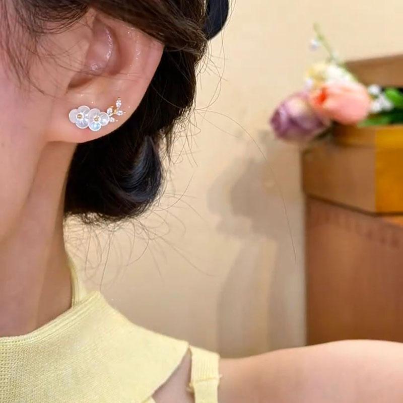 Koreanische Elegante Weiße Blume Ohrstecker Luxus Kristall Ohrringe Süße Unregelmäßige Party Hochzeit Schmuck Geschenke