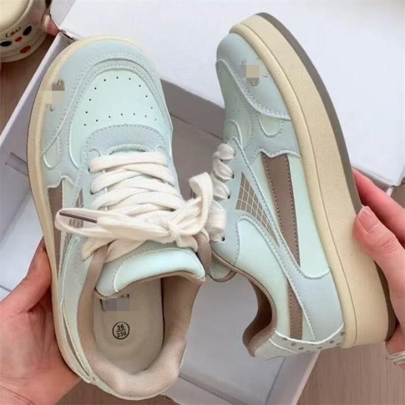 Autumn versatile casual board shoes women's new niche thick-soled heightening lightweight student white shoes