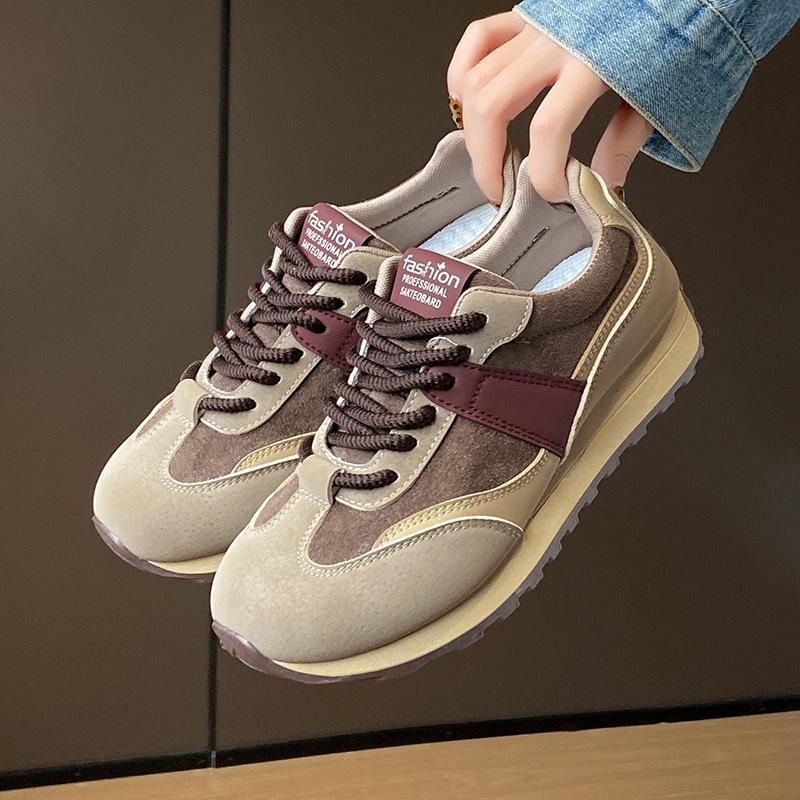 New Flat-soled Forrest Gump Shoes for Women, Autumn Student Running Sports Lightweight Casual Shoes