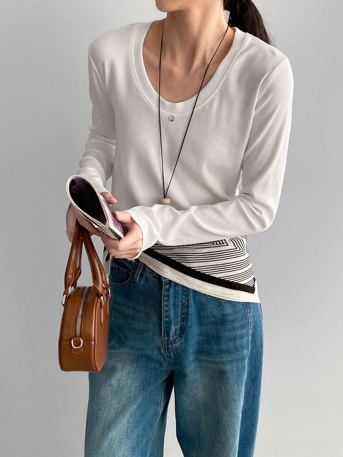 

Korean Style U-Neck Slimming Long-Sleeve T-Shirt for Women - Versatile Short Base Layer N8229 One Size білий