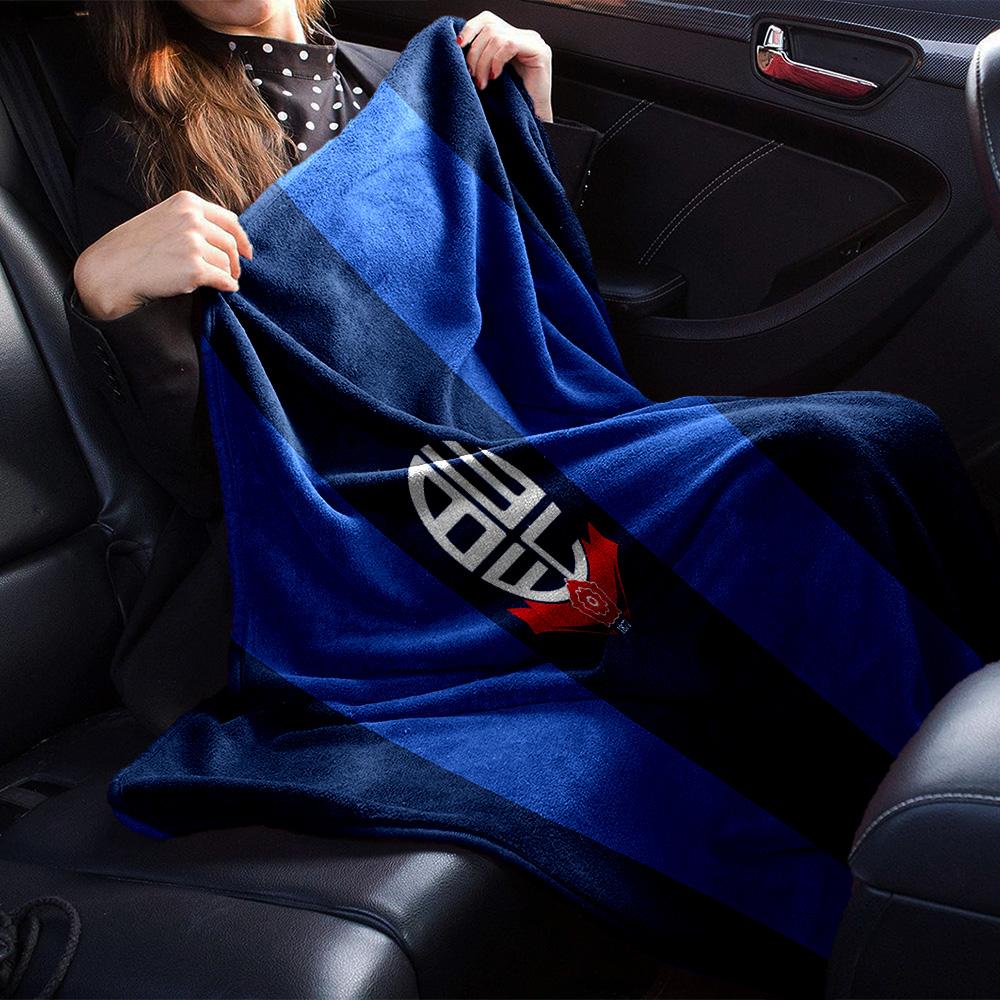 Bolton Wanderers Crest Design Flannel Blanket, Soft Polyester, Modern Design, All-Season for Camping, Travel, Gifts for Holidays or Birthdays