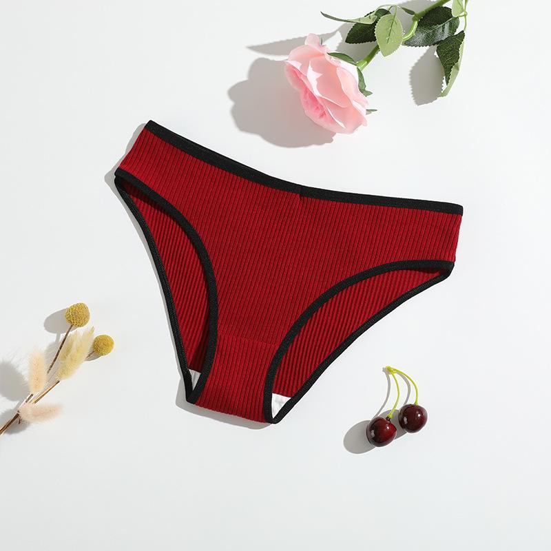 Damen Frühling und Herbst Neu Reine Baumwolle Reine Farbe Fadenlifting Hüfte Atmungsaktiv Doppellagig Niedrige Taille Slips