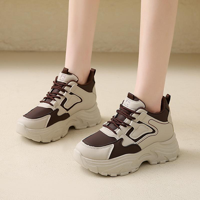 Dad shoes women's new spring models show small and light feet, sports shoes with thick soles increase in height, and small people fry the street