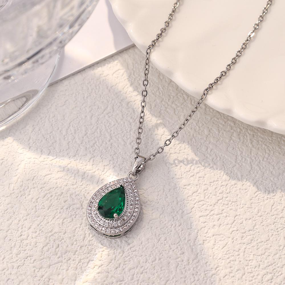 Women's Luxury Titanium Steel Pendant Clavicle & Long Sweater Necklace - Niche Design