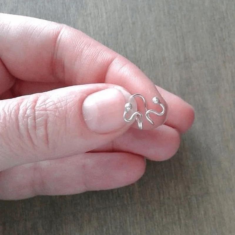 Snake Shaped Non-Pierced Ear Clip, Simple Elegant Retro Style, Universal All-Season Ear Jewelry for Men and Women