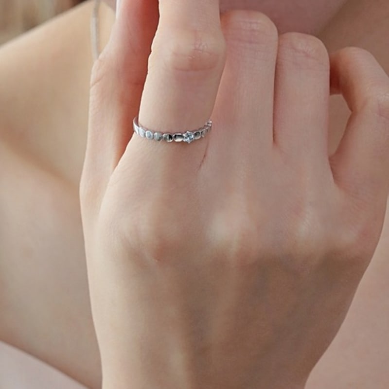 BELLOOGGI September (Sapphire) Birthstone Honeycomb Birthstone Ring