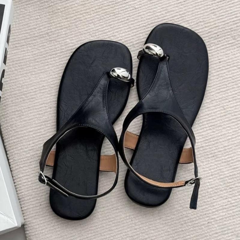 Fashion Retro Metal Decoration Flat Sandals Women Summer Sexy Clip Toe Back Strap Buckle Flip Flops Comfortable Non-slip Beach Sandals