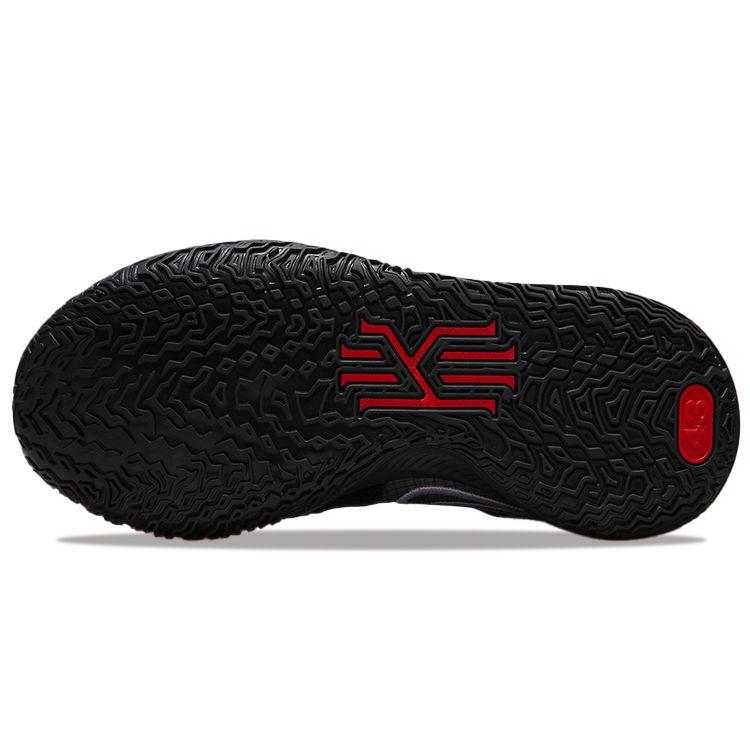 Nike Kyrie Low 4 Bred Men Sneakers Black White University-Red CW3985-006