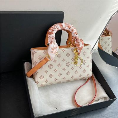 Neue High-End-Tasche Alterssichtigkeit Seidenschal Kontrastfarbe Prinzessin Diana Tasche tragbar Schulter Damenhandtasche