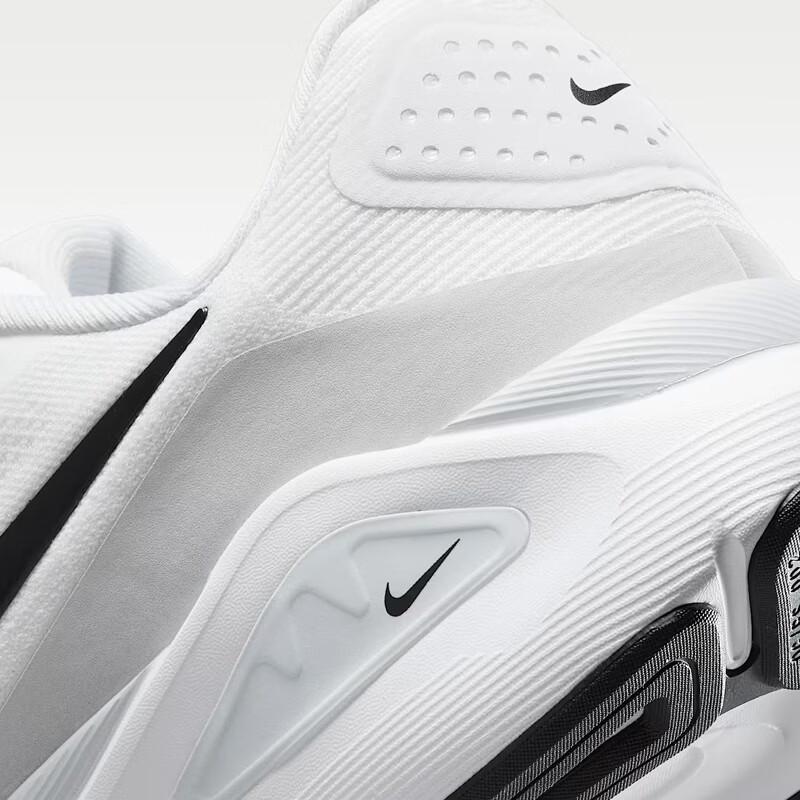 Nike Women's Structure 26 Running Shoes