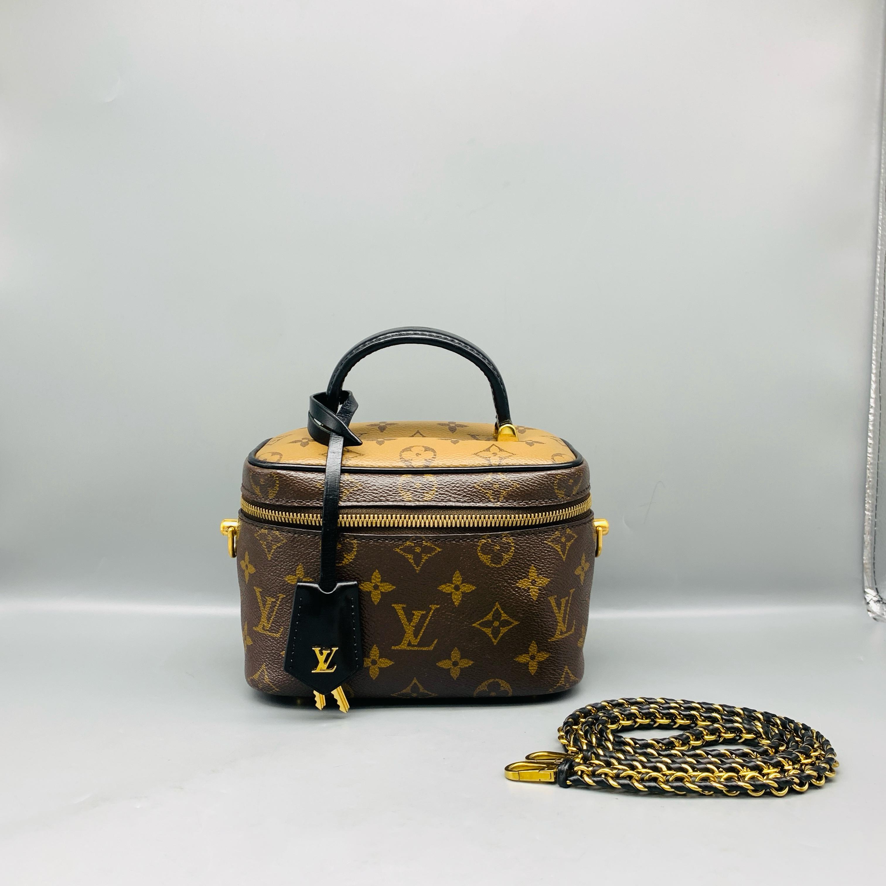 [Pre-Owned] Vanity Portable Monogram Makeup Bag - Excellent #4MLJXK ONE SIZE