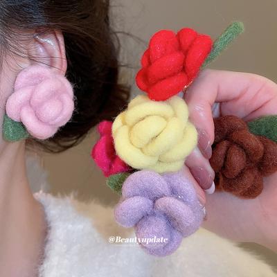 Flocking Flower Stud Earrings Autumn and Winter Sweet Temperament Versatile Earrings Light Luxury Niche Elegant Earrings Women