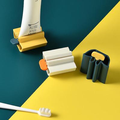 Automatic Toothpaste Squeezer Creative Toothpaste Squeezer Plastic Sanitary Products