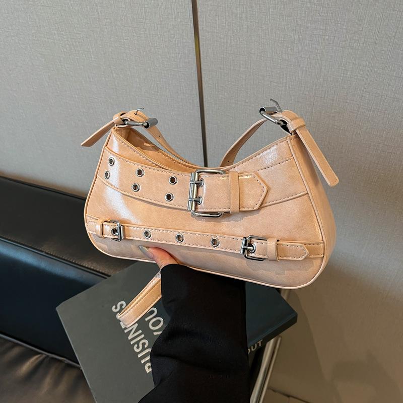 

Niche retro Spice Girl Wind Rivet One Shoulder Underarm Bag Women s 2025 New Casual Versatile Commuter Messenger Bag розовый