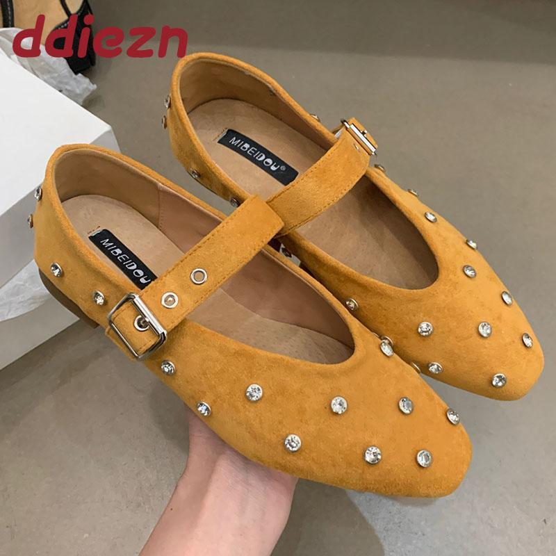 Fashion Luxury Female Crystal Fashion Shallow Women Ballet Flats Shoes Rhinestones Footwear Buckle Strap Ladies Flats Mary Janes Shoes