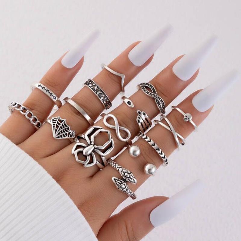 European and American punk dark butterfly skull cut-out face ring multi-piece set personality trend distressed ring set