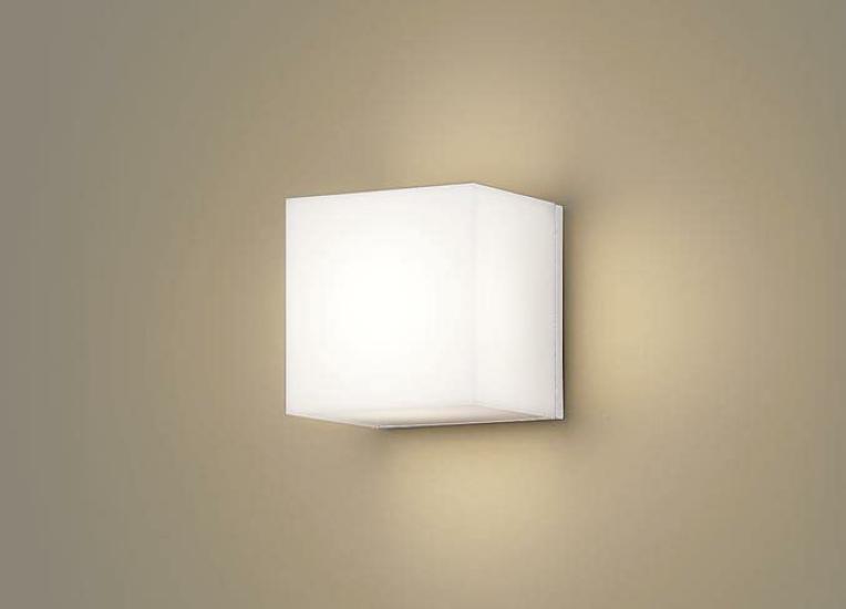 

Panasonic Porch Light Back Door Light, Directly Mounted on the Wall, Light Bulb Color, Diffused, Rainproof Type, 60 Shape, White LSEW4070LE1