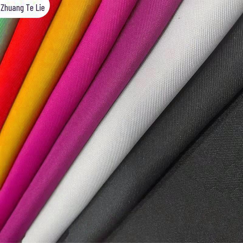 Atmungsaktives, feuchtigkeitstransportierendes Stretch-Strickgewebe für Sportuniformen