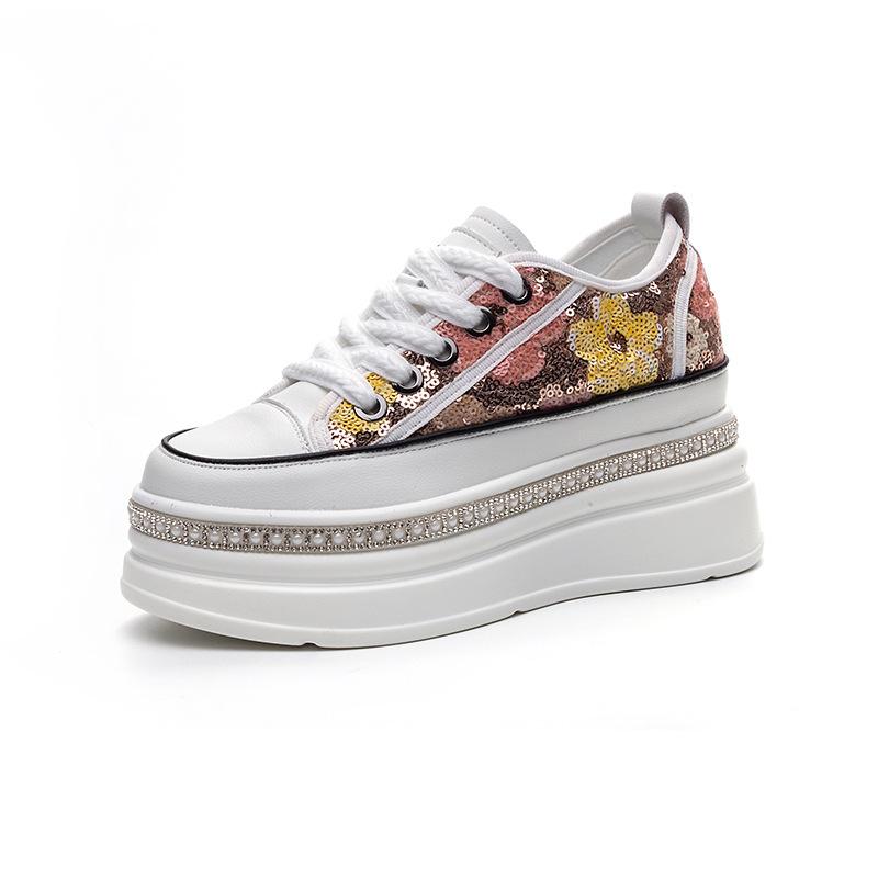 Inner height-increasing little white shoes summer 2025 new fashionable versatile platform sequins small new Chinese board women's shoes