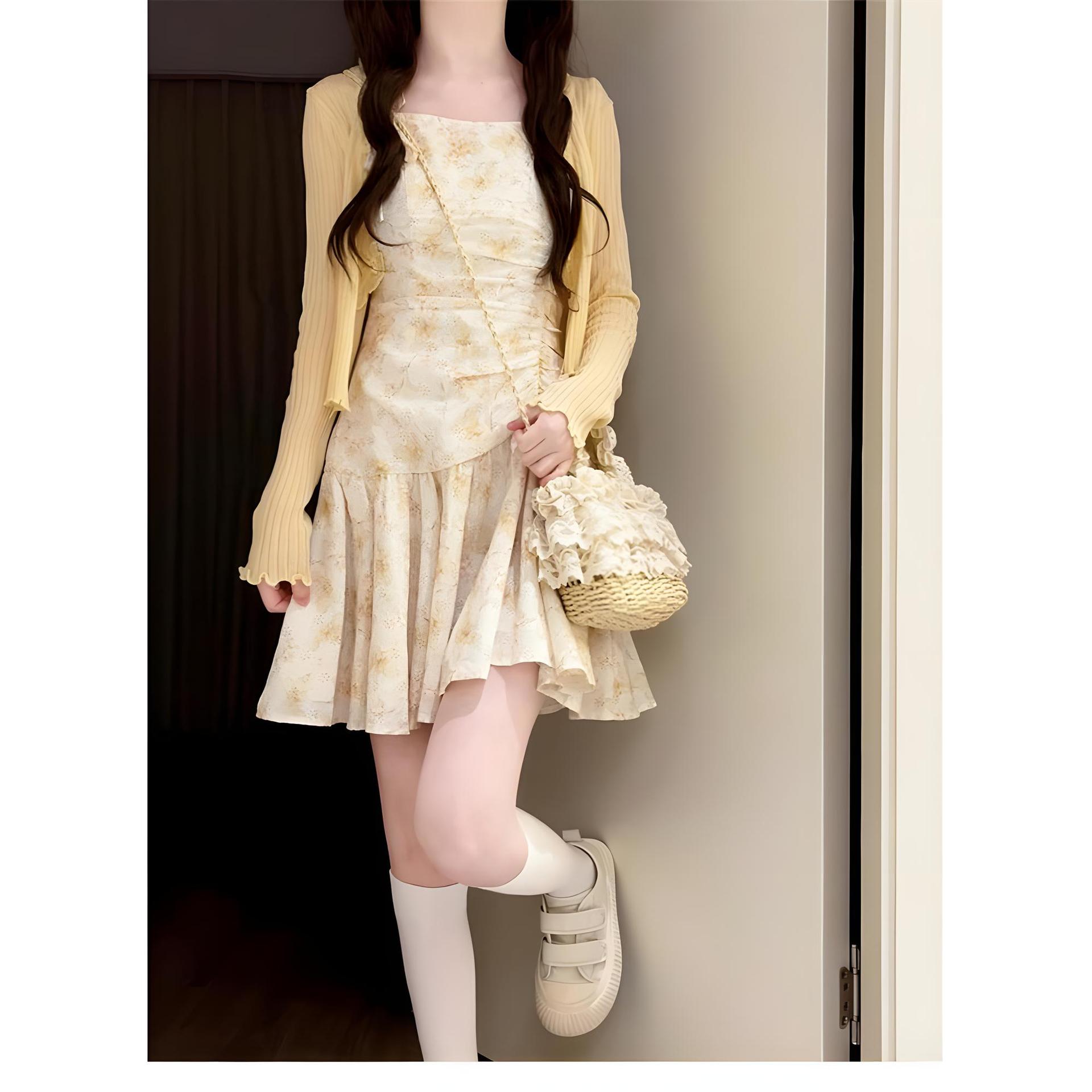 

Супер красивый кардиган, платье на бретелях с цветочным принтом, повседневное, с темпераментом, женское, весеннее, супер популярное, облегающее платье XL- (recommended 110-60kg)