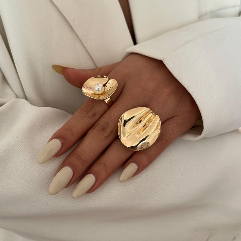 Metal Ring Set Irregular Jewelry Women's Niche Style High-end Flower Joint Ring