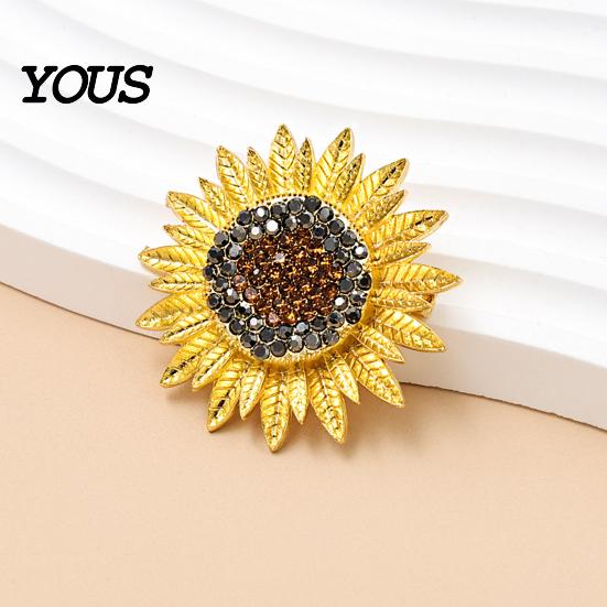 Decorative Sunflower Pin Brooch Pin, Large Design Lapel with Rhinestones Inlaid, Three-Dimensional Strong Buckle Petals Floral Badge, Electroplated