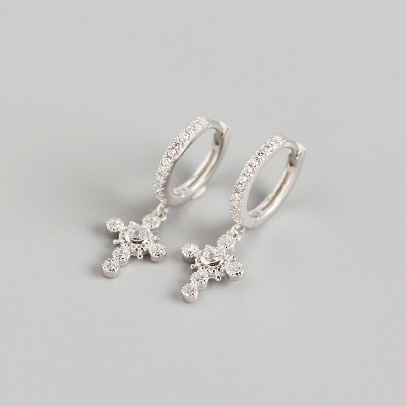 YHE0192 S925 Sterling Silver Luxury Diamond Inlaid Cross Ear Cuff Earrings S925 Silver платиновый