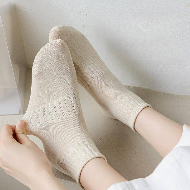10 Pairs Women Cotton Socks Autumn Breathable Soft Sports Women Anti-bacterial Socks