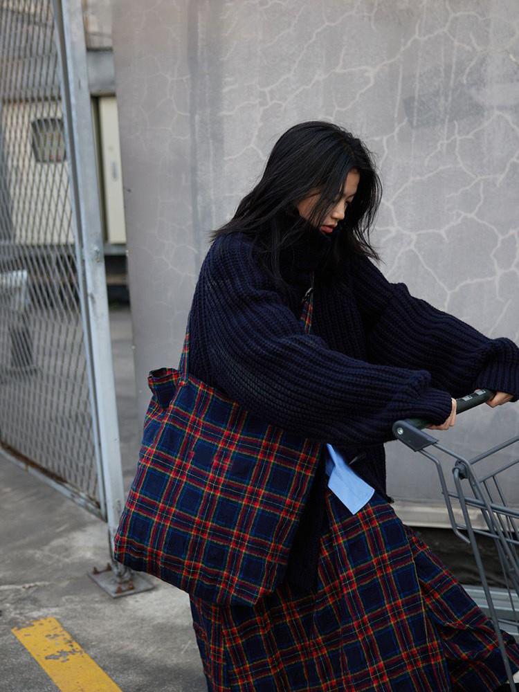 Red & Blue Plaid Wool Crossbody Shoulder Bag - Women's Trendy Two-Way Handbag (2025)