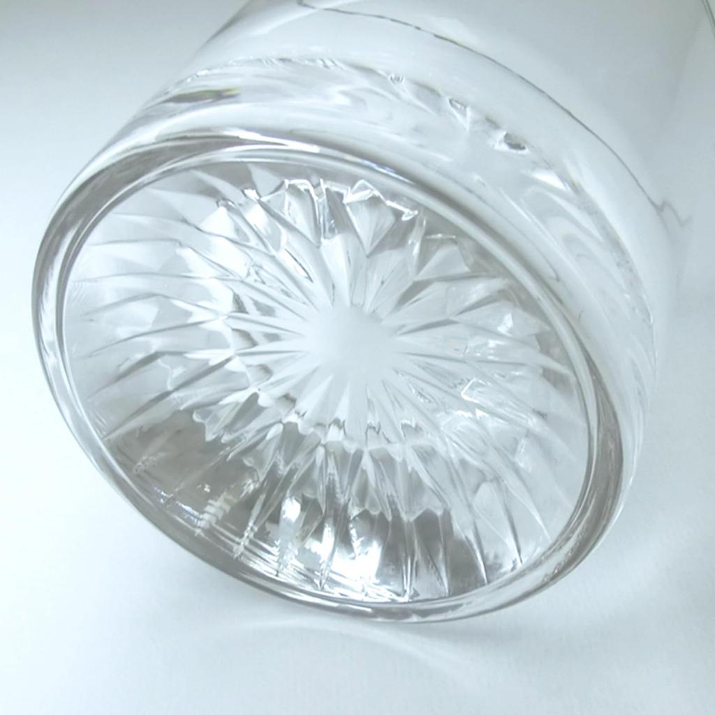 Set med 3 frysta kuber (200 ml vardera) och ett par glas tumblers/whiskyglas med rostfria icke-smältande isbitar (FC-4004A)