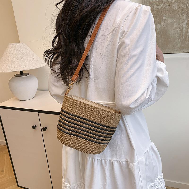 Striped Woven Small Bag Women's 2025 New Trendy Fashion Straw Woven Bucket Bag Summer Seaside Vacation Beach Bag