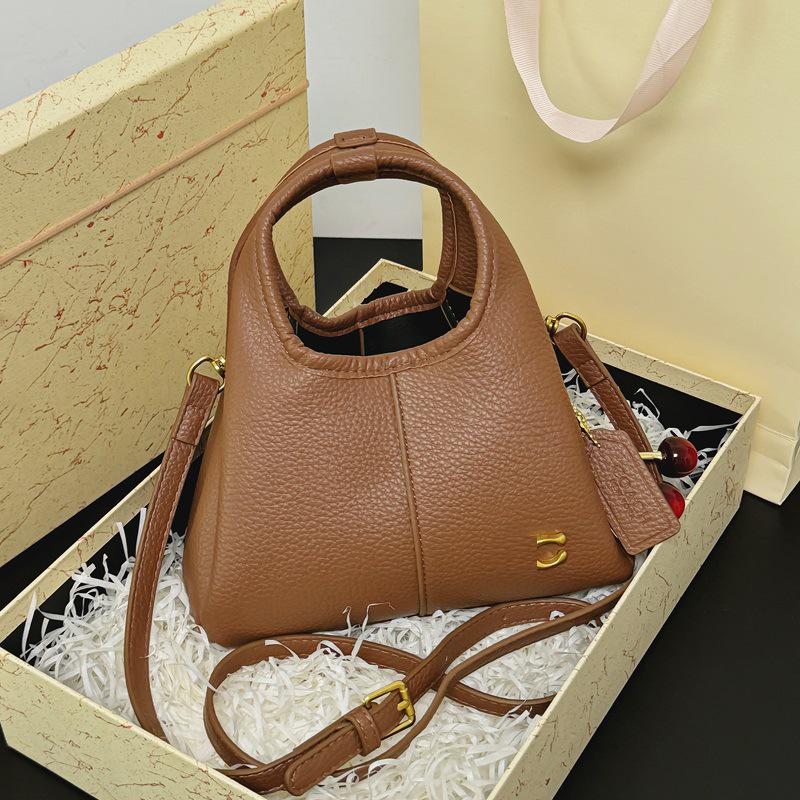 

Coach Women s Retro Red Bucket Handbag - Crossbody, Wristlet, Shoulder Bag кавовий