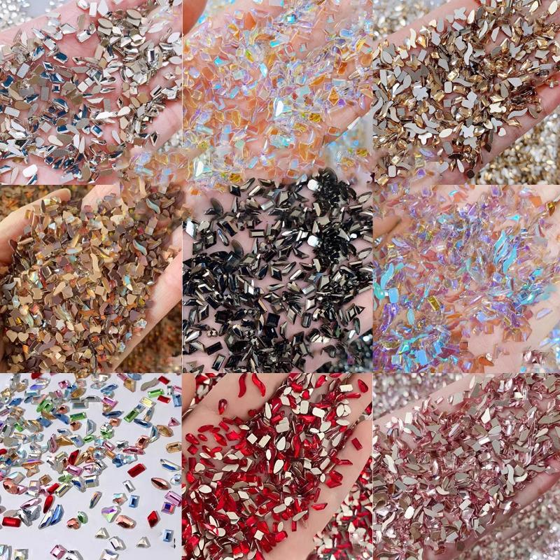 100 Stück Mini 3D Kristall Strasssteine Glänzende Pferdeauge Kristall Diamant Spitze Unterseite Nagelkunst Dekorationen Gemischte Formen Maniküre