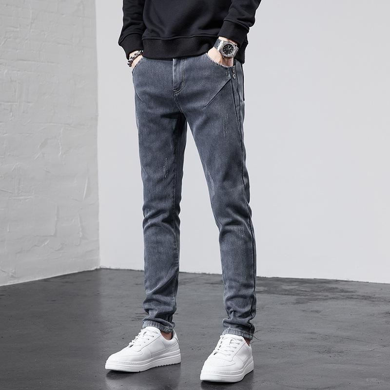 Popular Men's Stretch Jeans: Slim Fit, All-Season Casual and Sporty Style